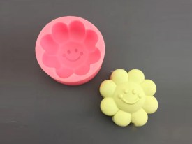 Molde silicona margarita con carita 